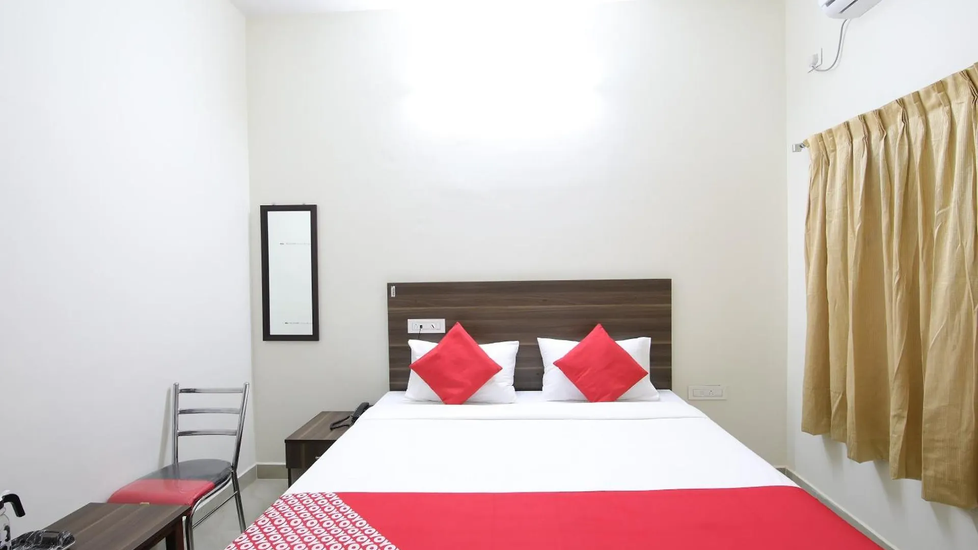Collection O Mathura Inn Mysore
